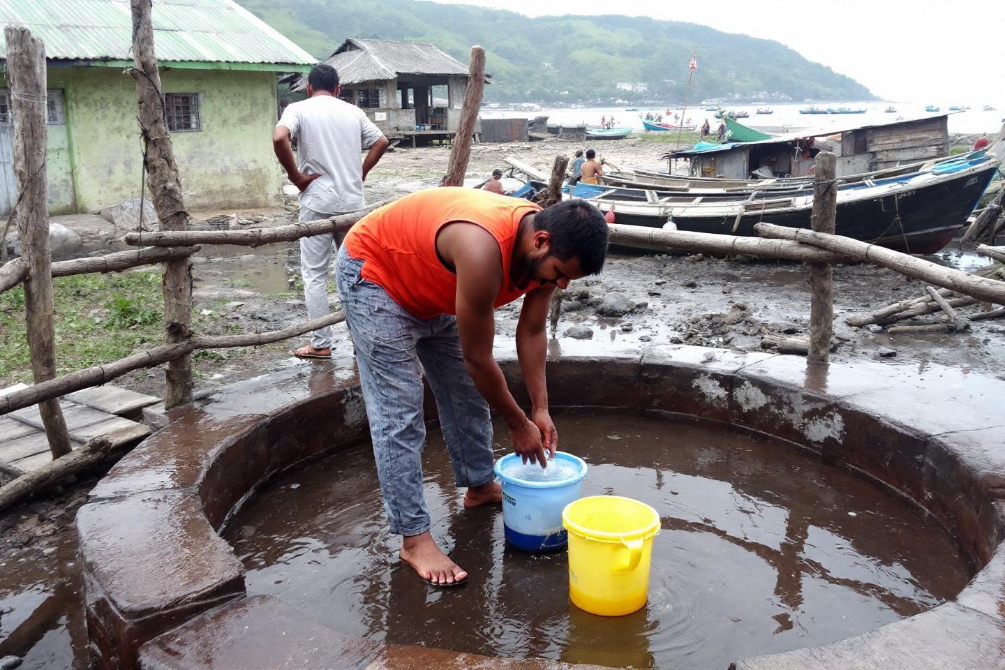 L'accès à l'eau potable et l'hygiène à Mola di Bari : enjeux méditerranéens